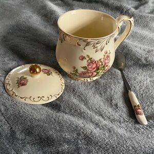 Floral Ceramic Mug with Lid and Spoon
